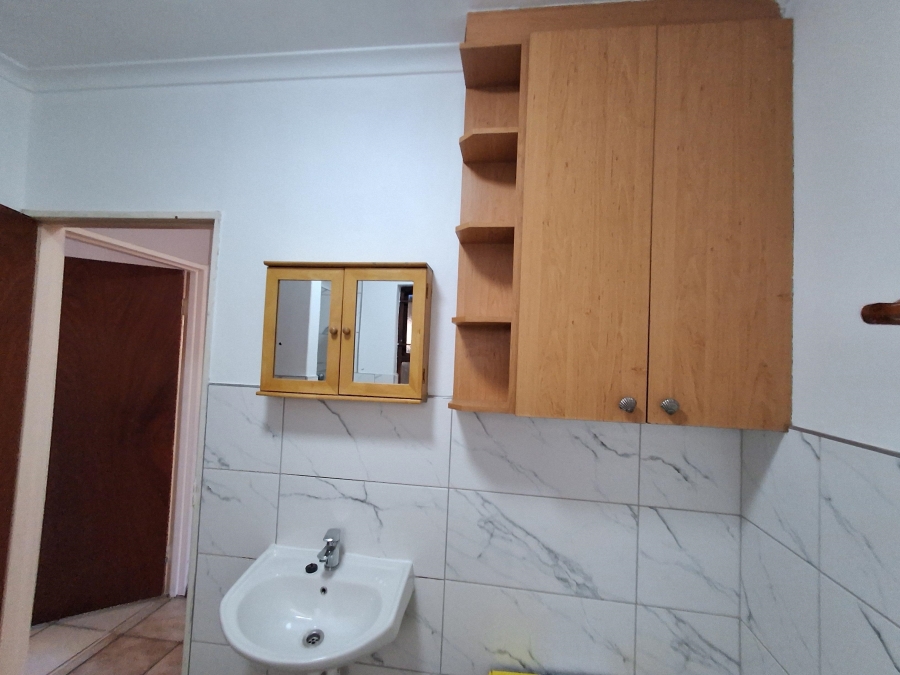 To Let 2 Bedroom Property for Rent in Jagtershof Western Cape